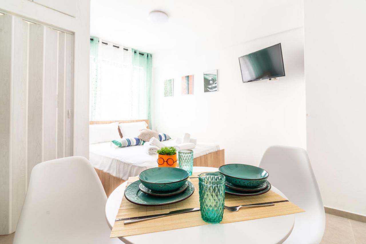 Renovated Studio Near Downtown كاندية المظهر الخارجي الصورة